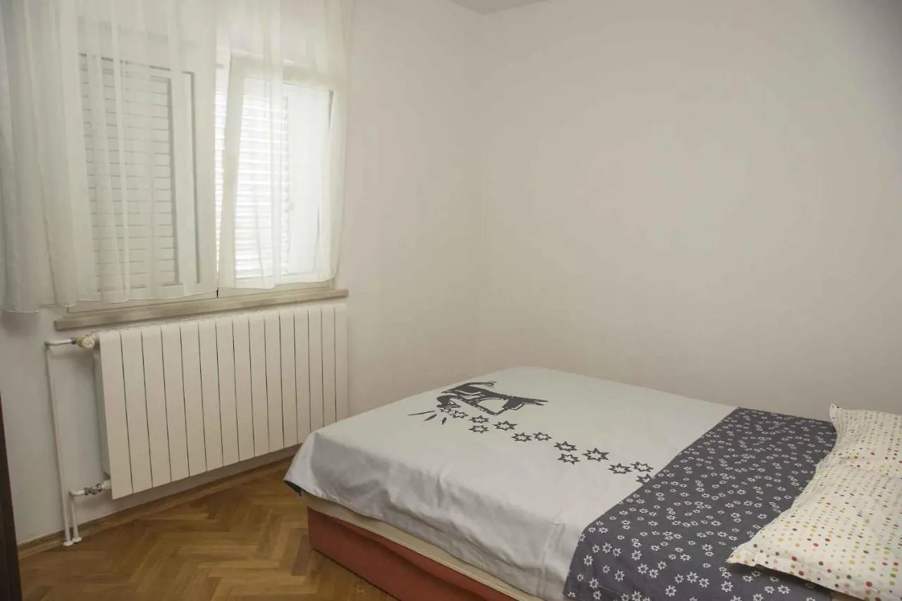 Apartment In Novi Vinodolski 15346 Croatia