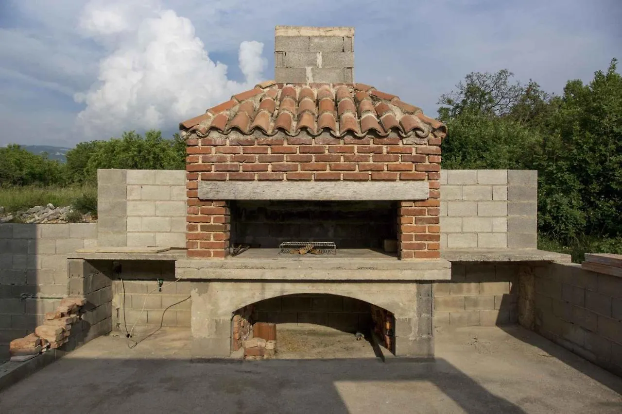 Apartment In Novi Vinodolski 15346